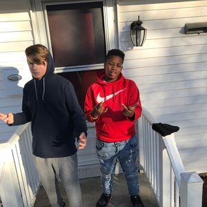 Meet your Posher, Brady